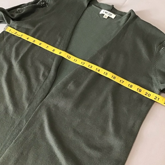 Woman’s Olive Open Front Cardigan - Picture 6 of 8